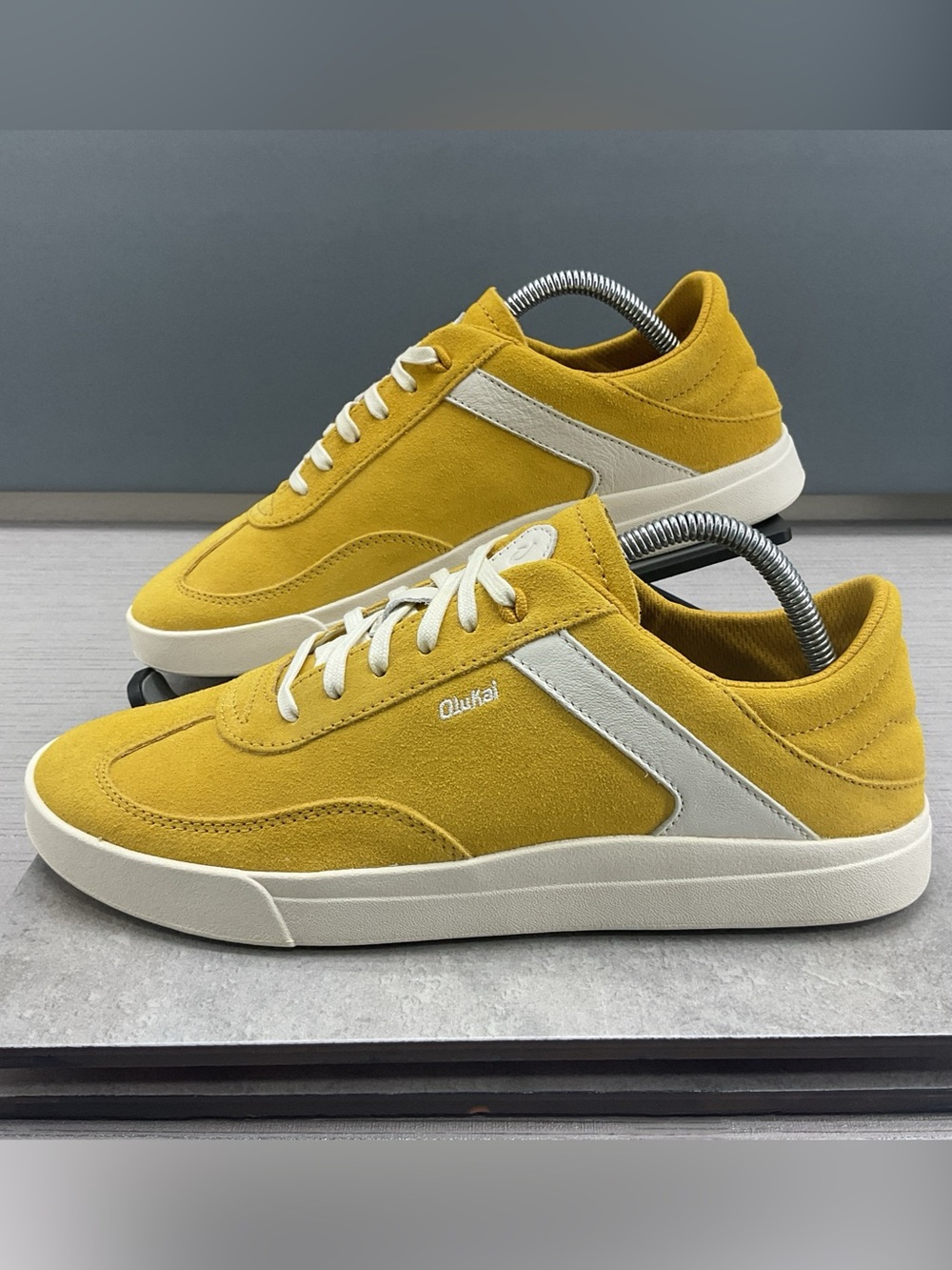 Olukai Ha’upu Women’s Sneakers Size 10 Mustard Yellow Suede White Leather
